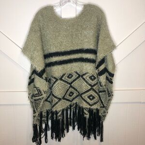 Colynn Boho Soft Fuzzy Aztec Poncho Fringe Sweater Southwest Shrug Hippie Nordic